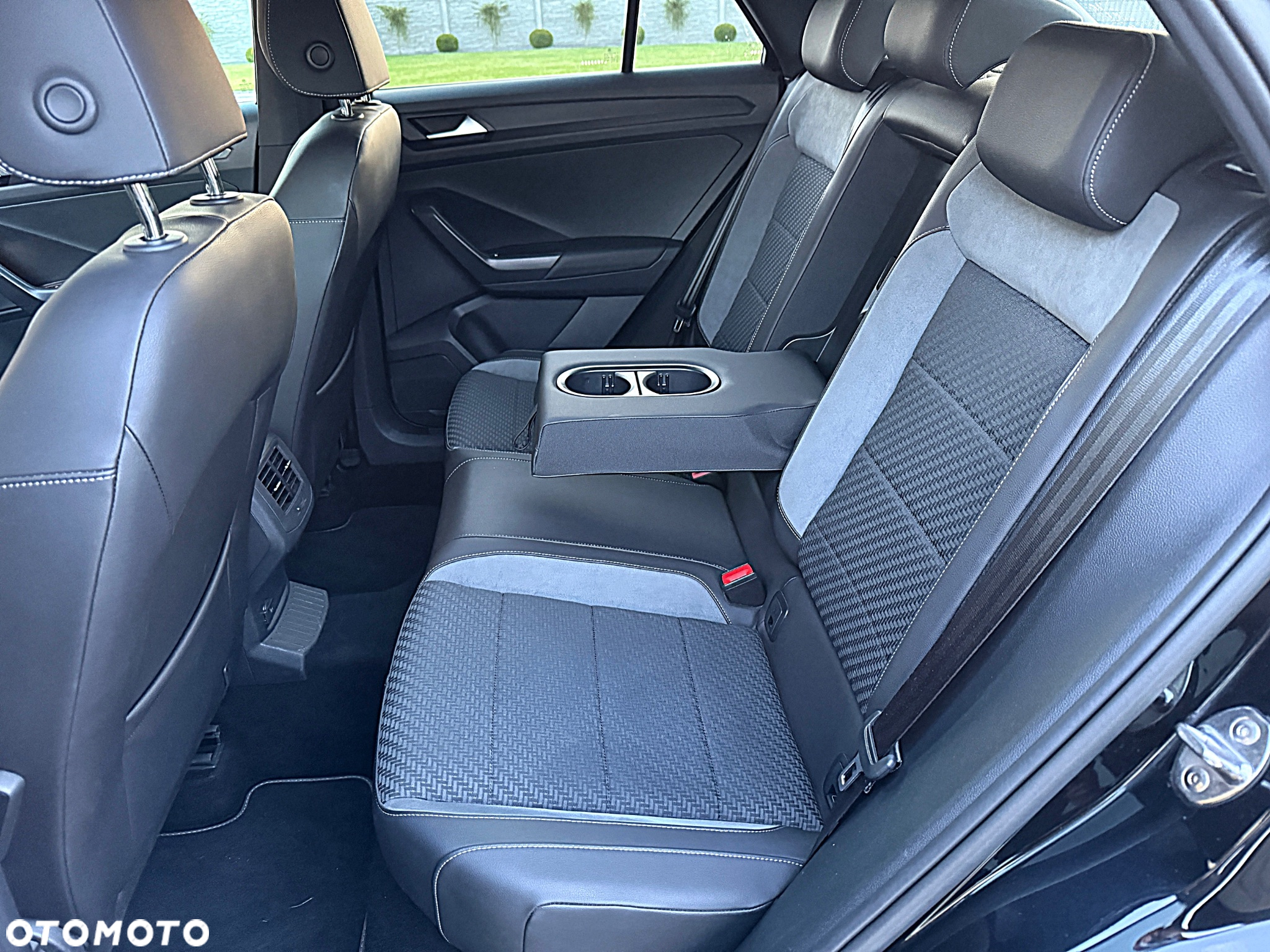 Volkswagen T-Roc 2.0 TDI SCR DPF Premium DSG - 23
