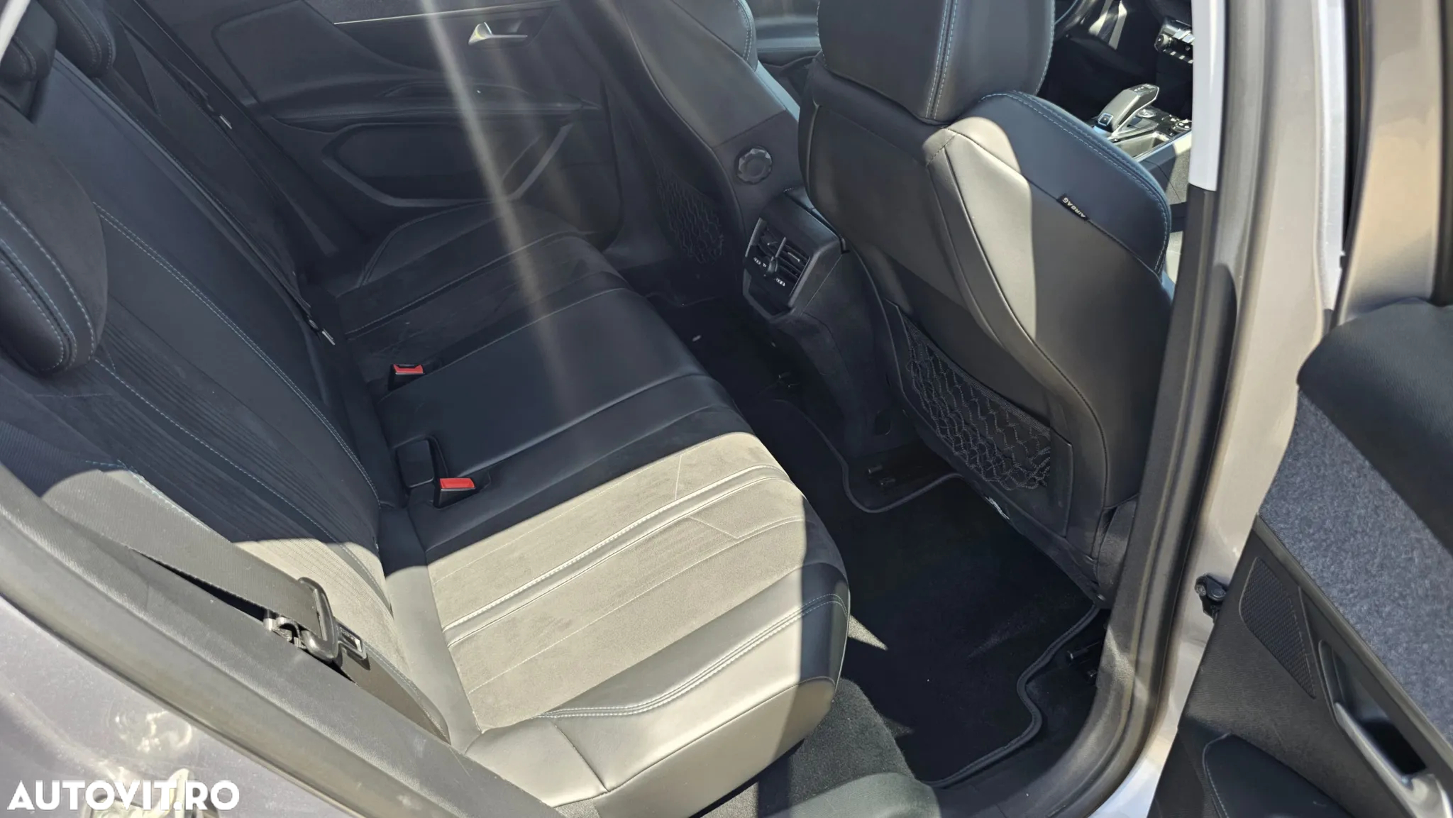 Peugeot 3008 PureTech 130 Stop & Start EAT6 Active - 9