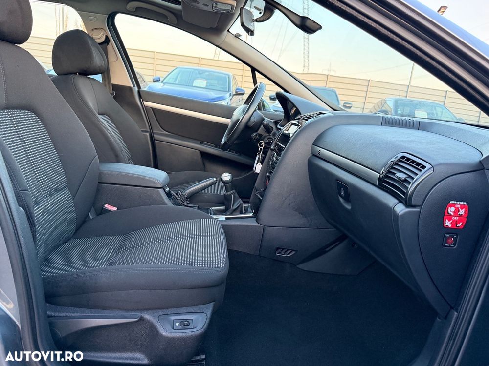 Peugeot 407 1.6 HDi FAP Confort - 10