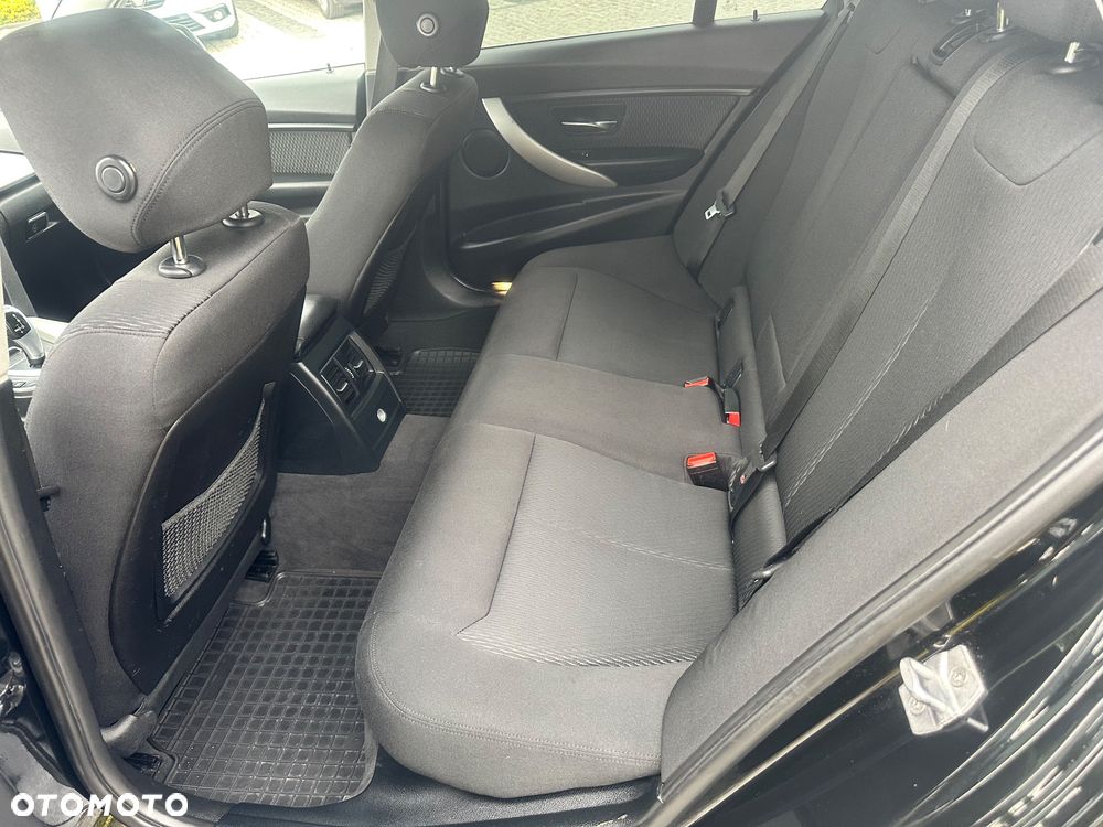 BMW Seria 3 320d Efficient Dynamics Edition Blue Perf Luxury Line - 6