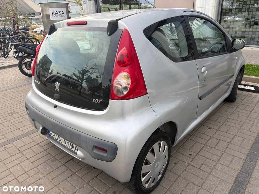 Peugeot 107 70 2-Tronic Filou - 3