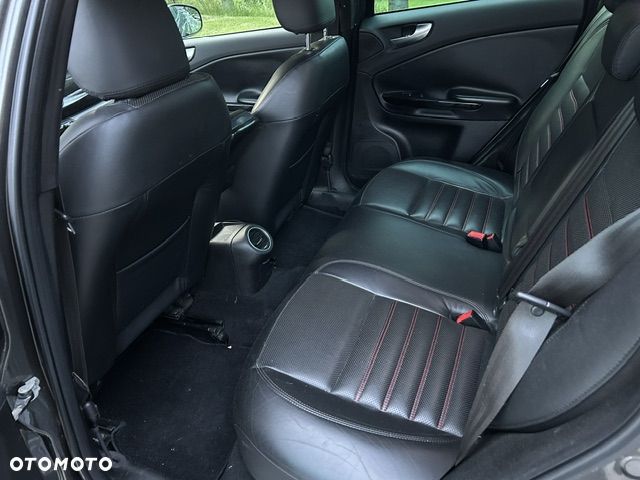 Alfa Romeo Giulietta 2.0 JTDM Distinctive - 10