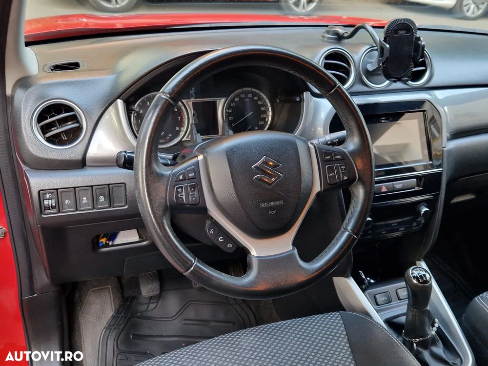 Suzuki Vitara 1.6 Passion - 6