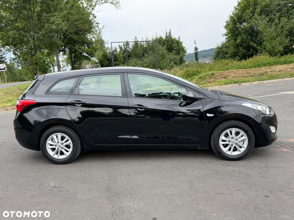 Hyundai i30 1.4 Comfort EU5 - 11