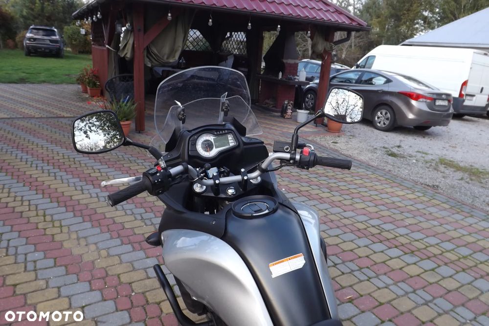Suzuki V-STROM - 14