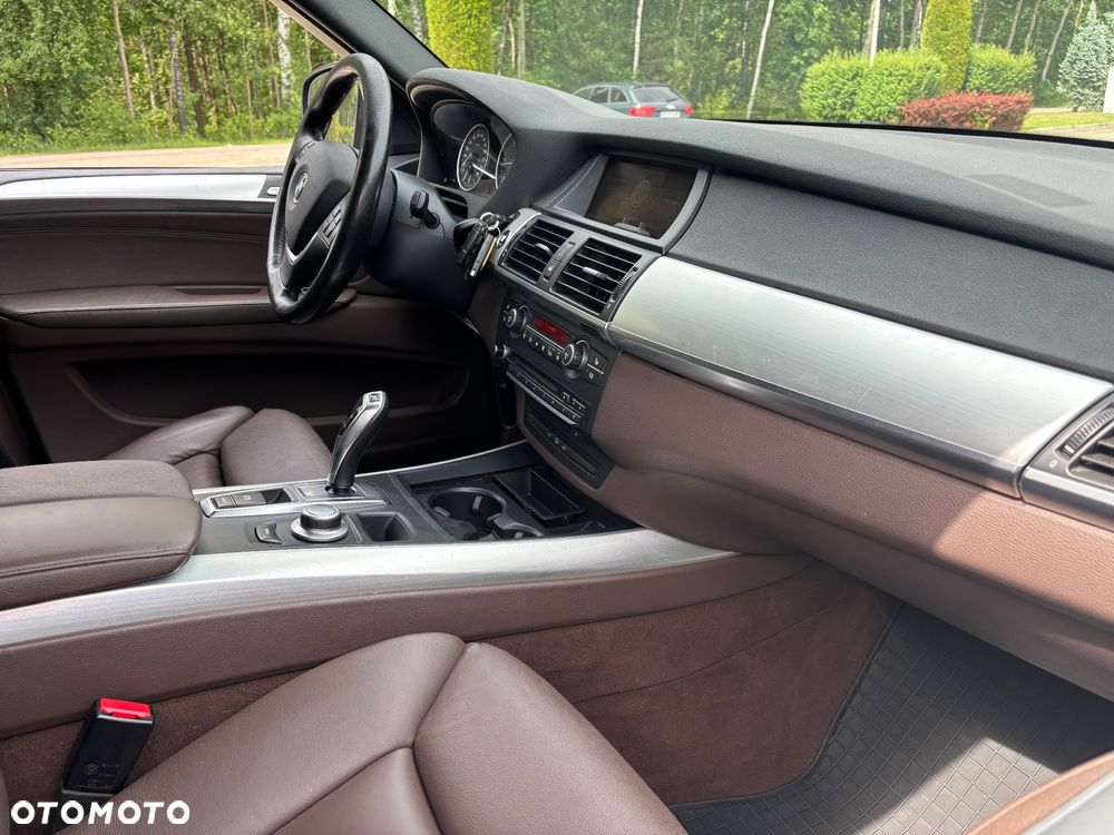 BMW X5 xDrive30d - 29