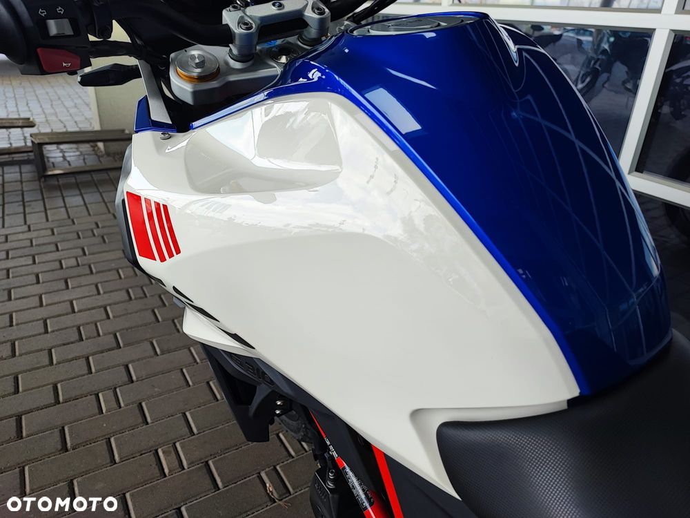 BMW G - 15
