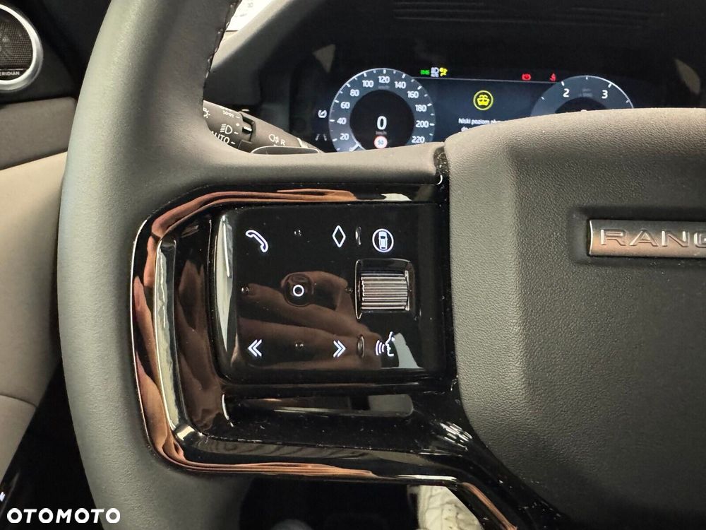 Land Rover Range Rover Evoque - 15