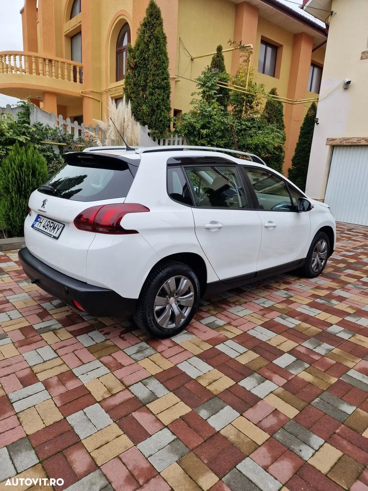 Peugeot 2008 1.2 PureTech Turbo EAT6 S&S Active - 5