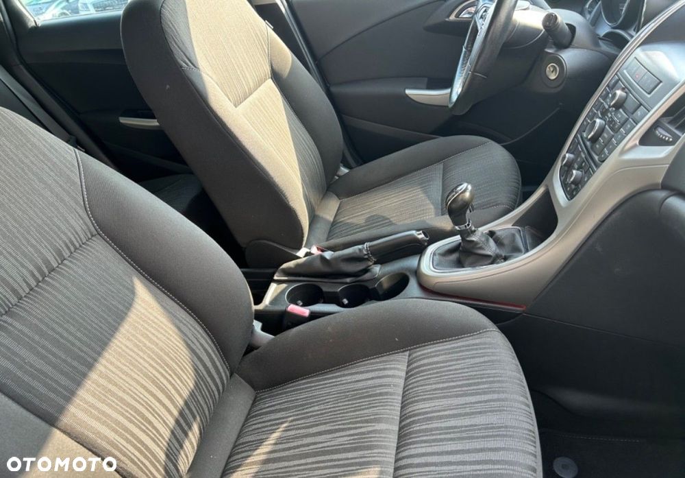 Opel Astra - 12