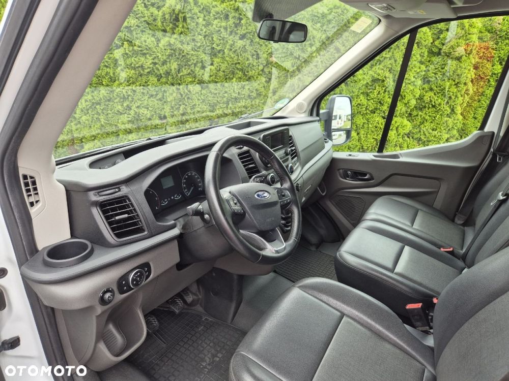Ford Transit - 11