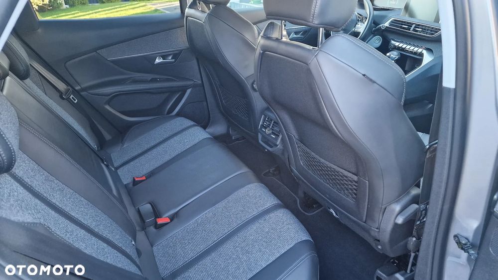 Peugeot 3008 BlueHDi 120 Stop & Start Allure - 21