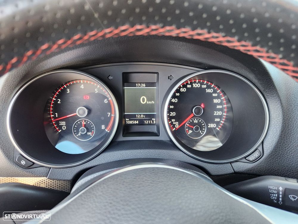 VW Golf 2.0 GTI Edition 35 - 21