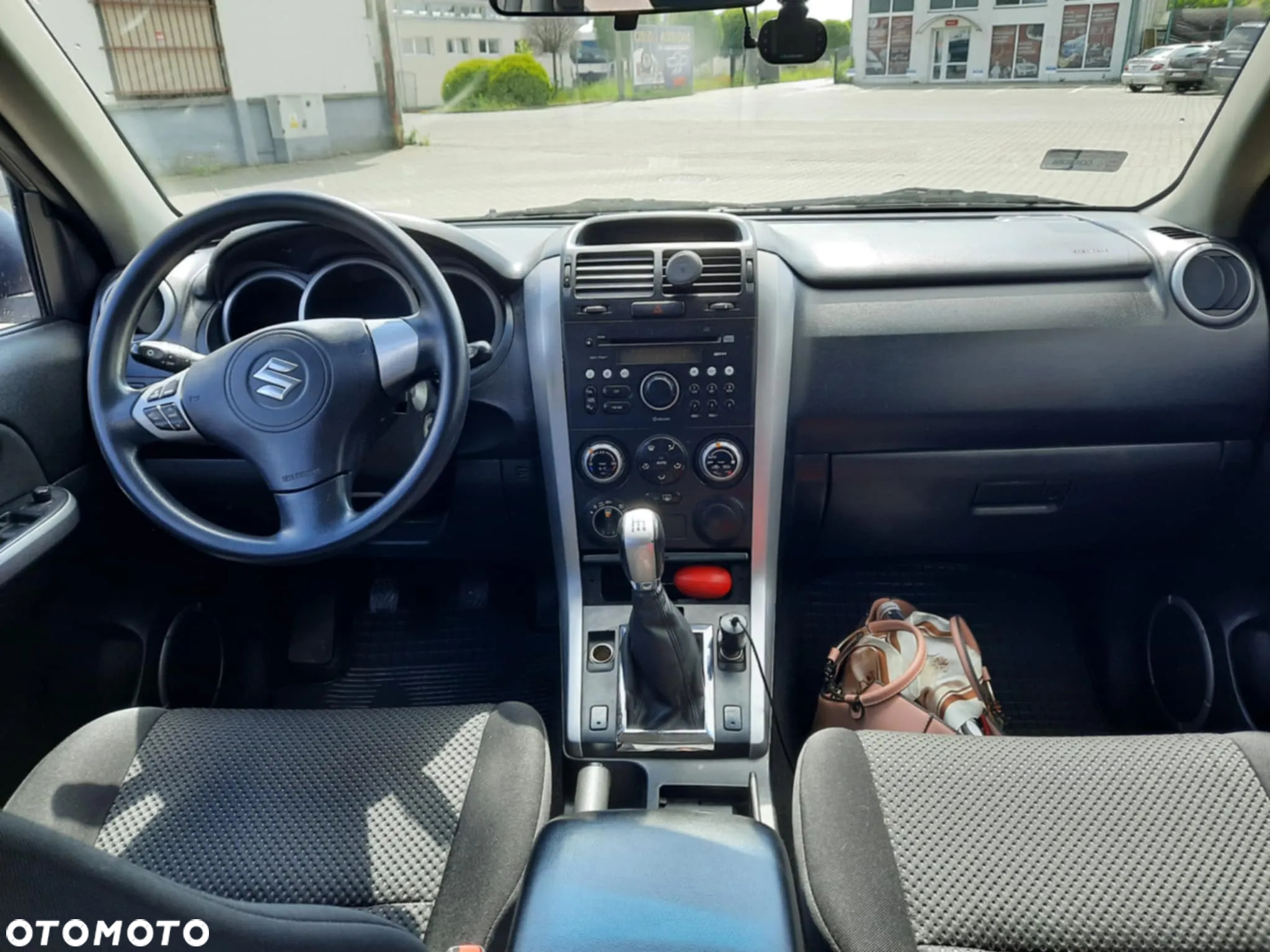 Suzuki Grand Vitara 2.0 - 4