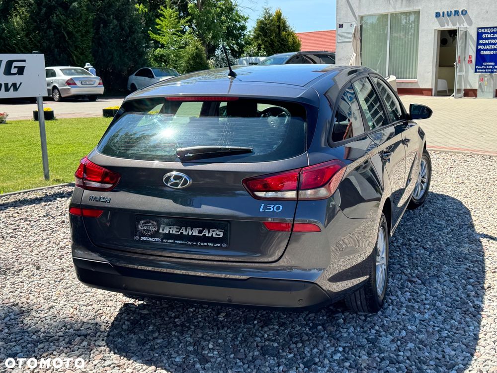 Hyundai i30 - 11