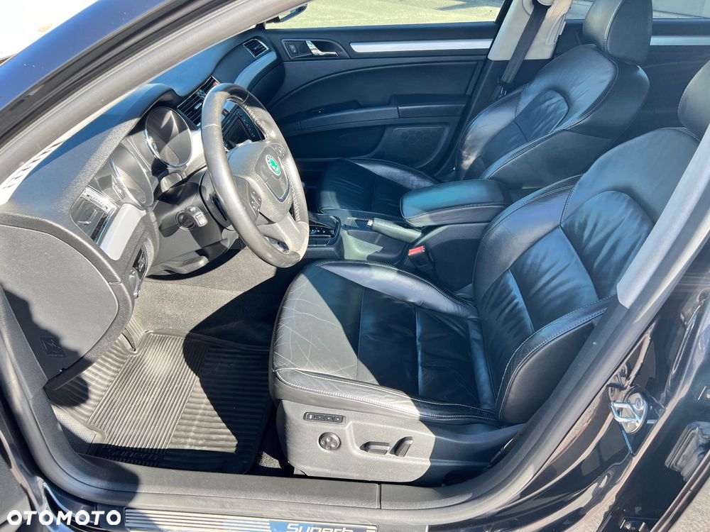 Skoda Superb 2.0 TDI Elegance DSG - 12
