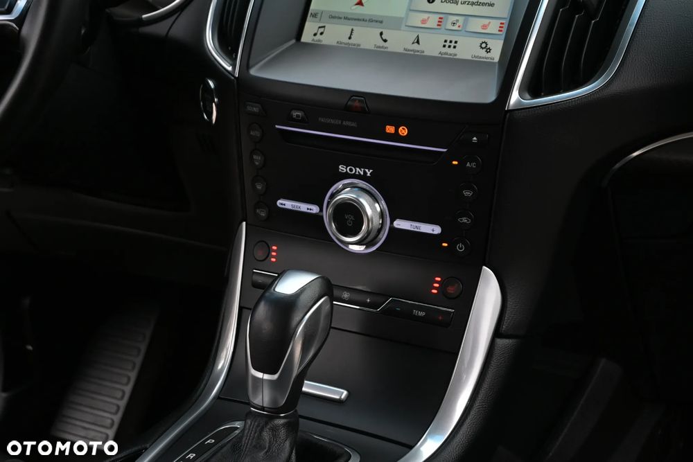 Ford Edge 2.0 TDCi Bi-Turbo 4x4 ST-LINE - 29