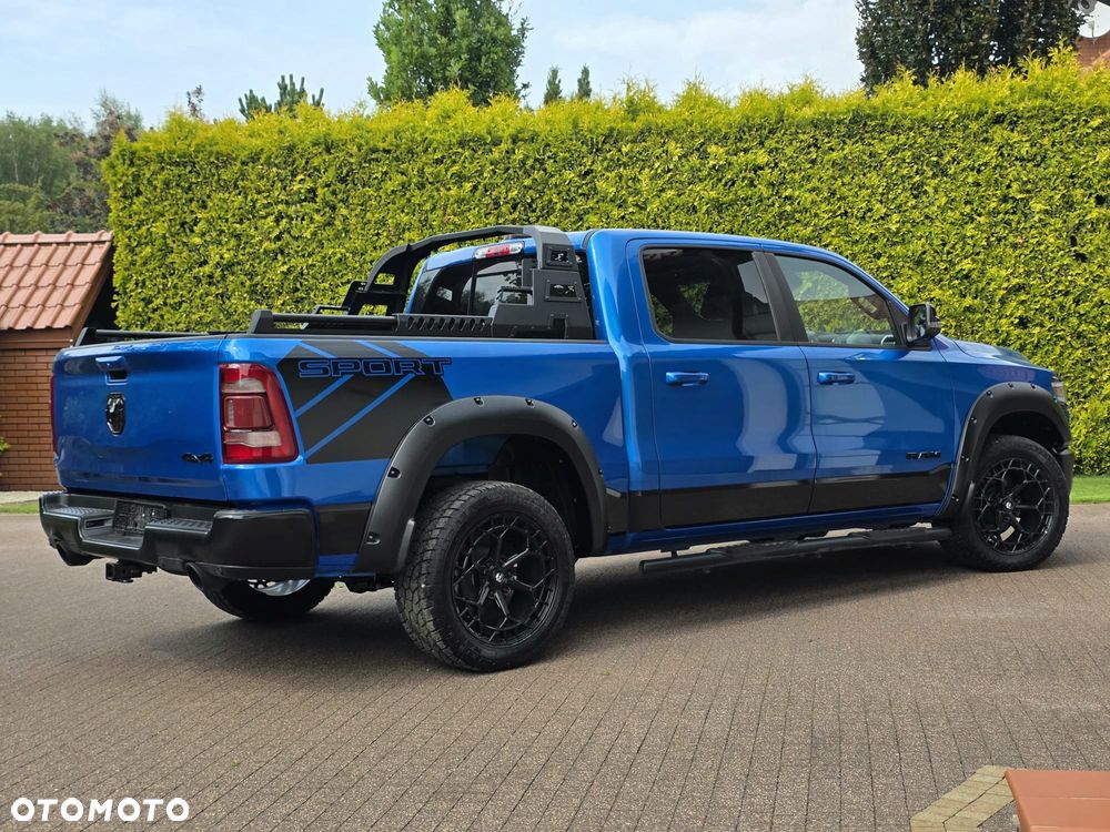 Dodge RAM 5.7 4x4 - 9
