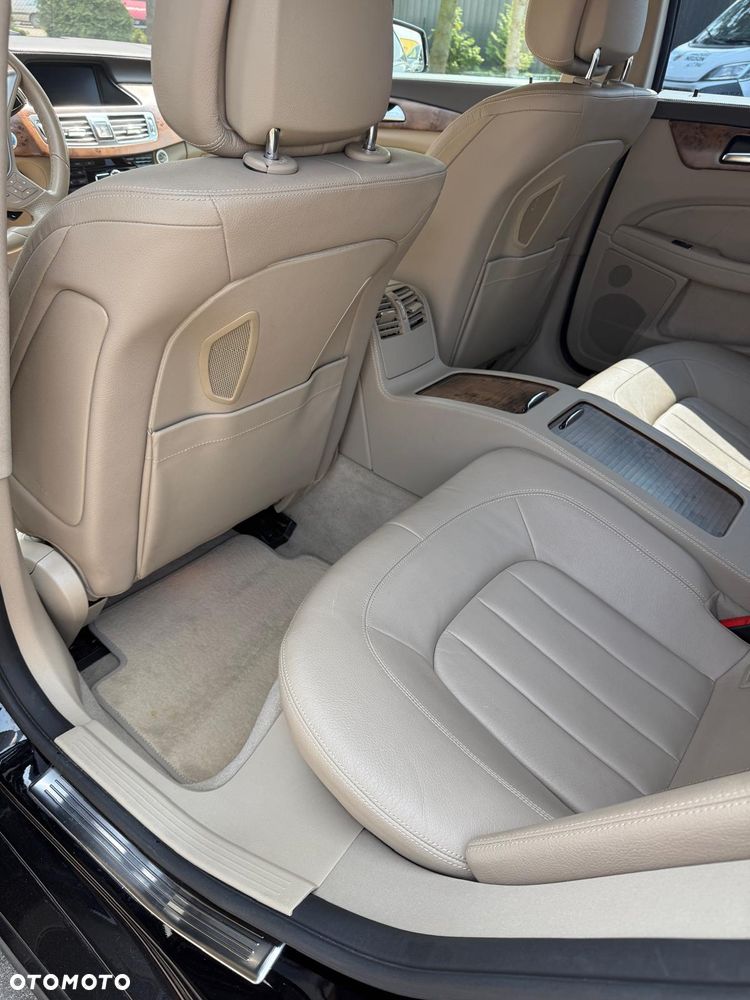 Mercedes-Benz CLS 350 CDI 4-Matic BlueEff - 14