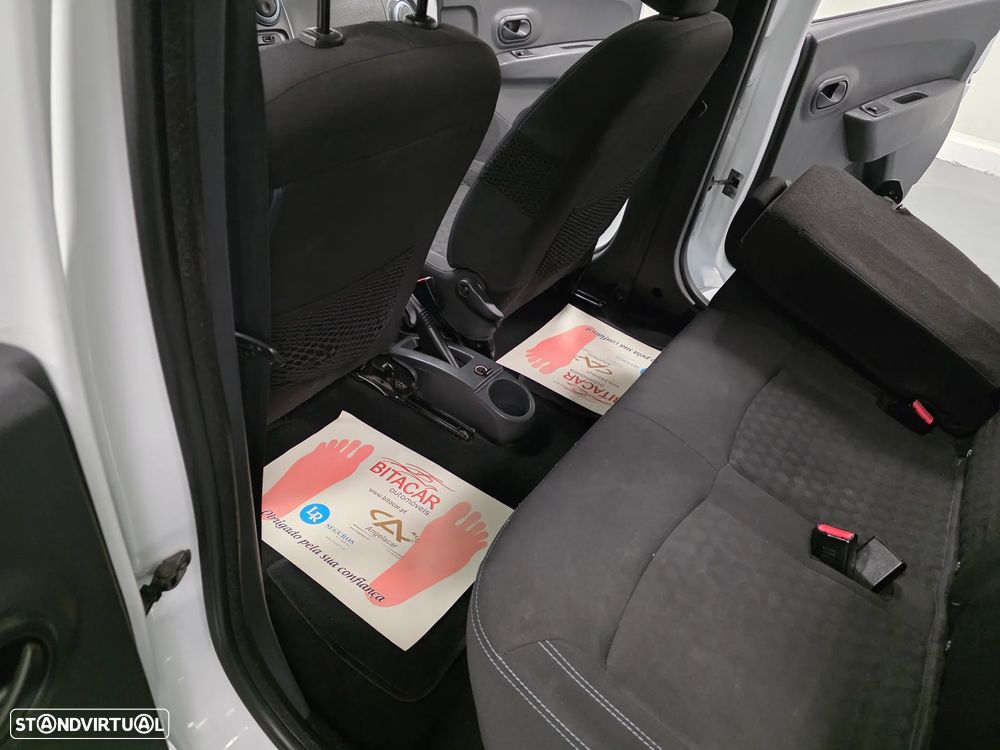 Dacia Lodgy TCe 115 Stepway - 33