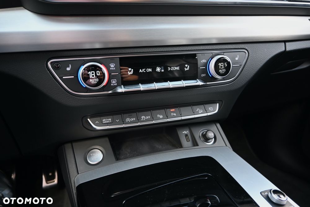 Audi Q5 Sportback 40 TDI quattro S tronic S line business - 34