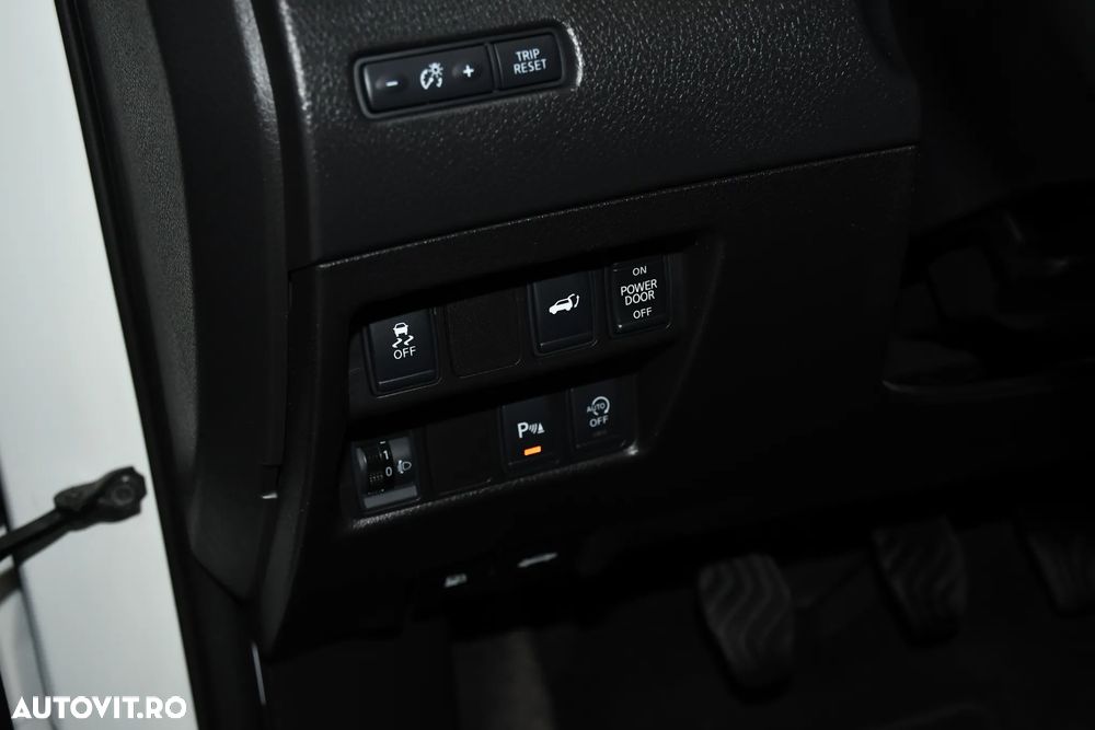 Nissan X-Trail 1.6 dCi N-Connecta - 20