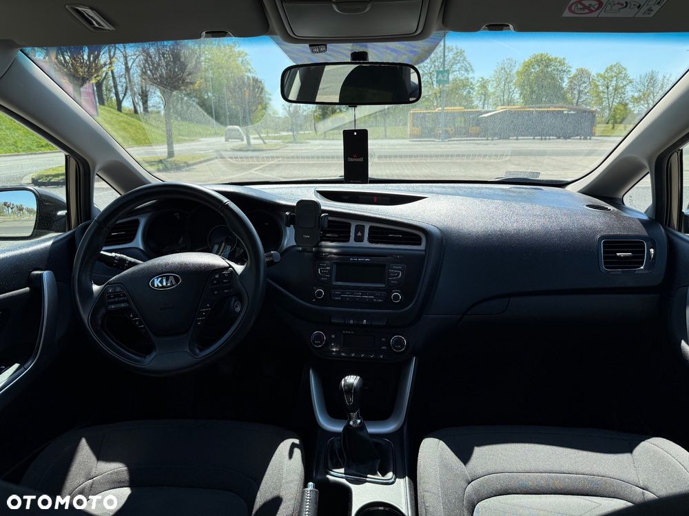 Kia Ceed 1.6 CRDi M - 11