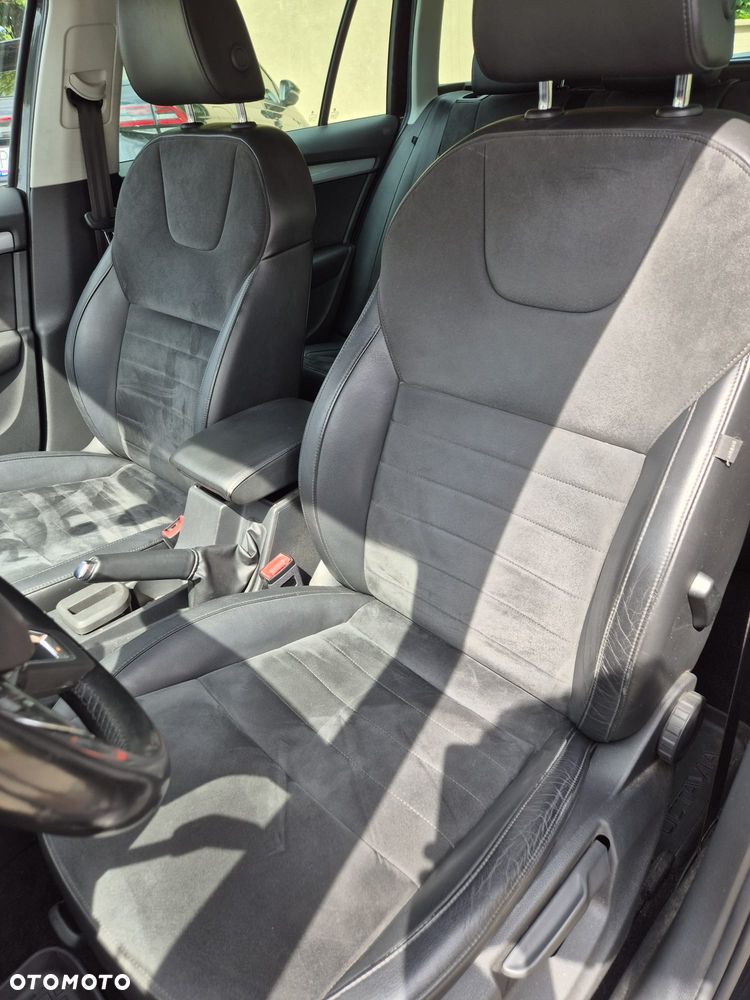 Skoda Octavia 2.0 TDI Elegance DSG - 17