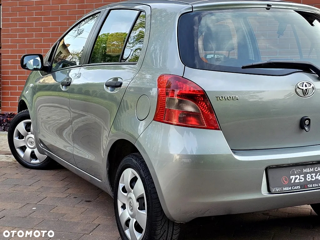 Toyota Yaris 1.3 VVT-i Sol - 14