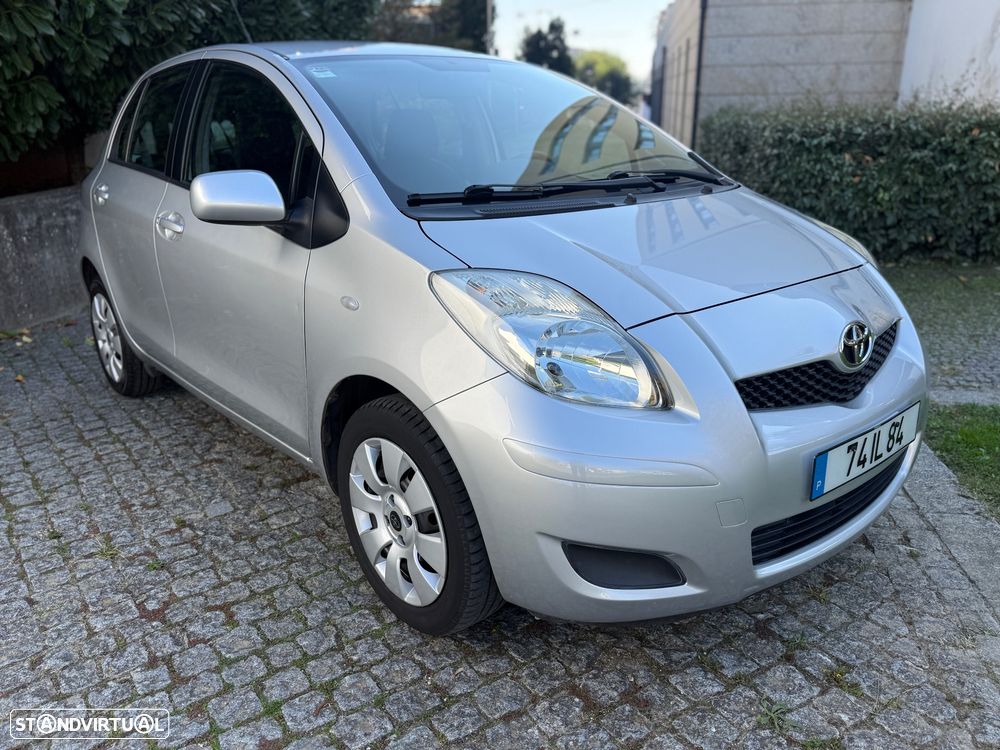 Toyota Yaris 1.0 VVT-i AC Manual+VSC - 5
