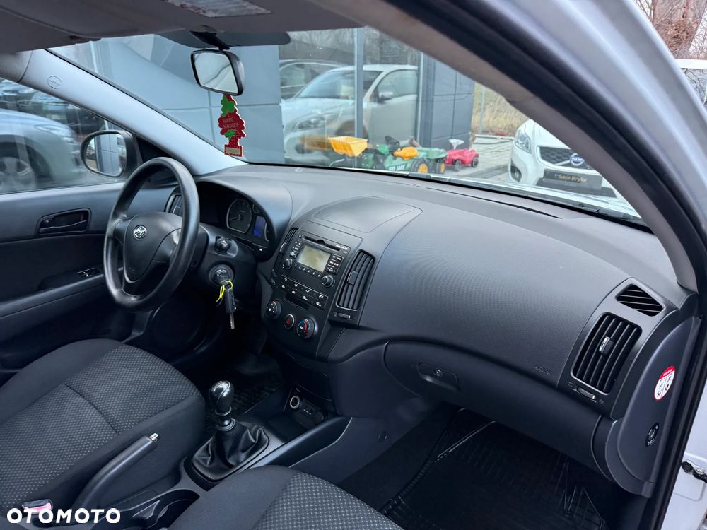 Hyundai i30 1.4 Classic - 27