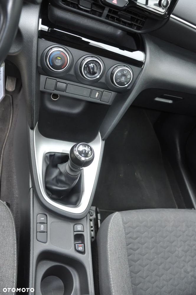 Renault Austral 1.3 TCe mHEV Equilibre - 24