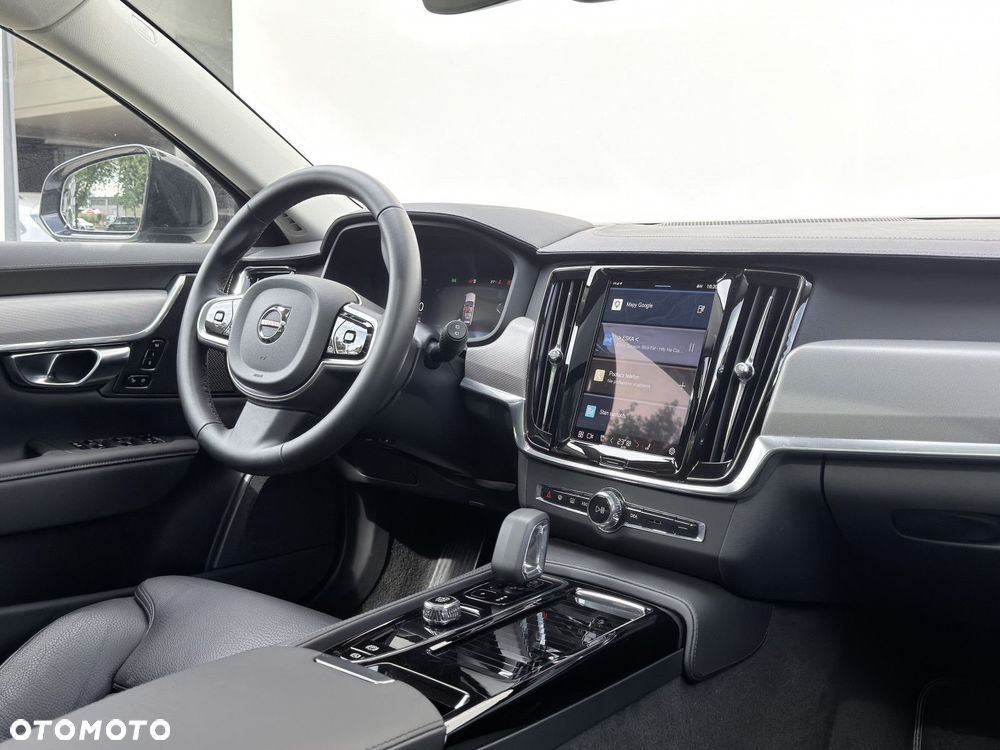 Volvo V90 - 21