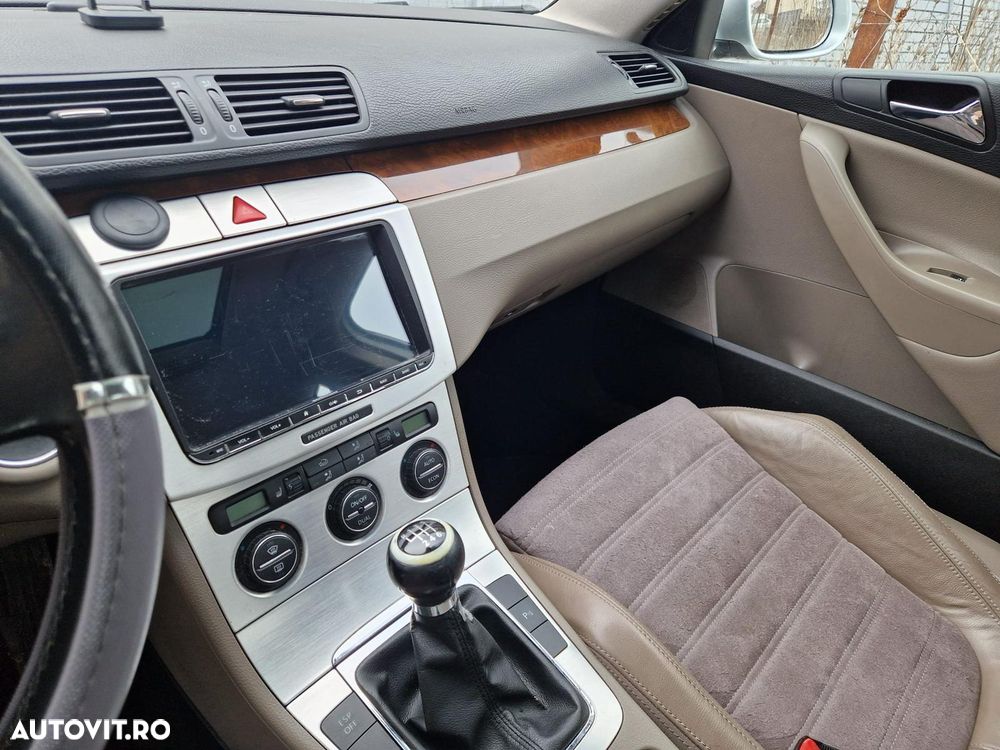 Volkswagen Passat 2.0 FSI 4Motion Comfortline - 6