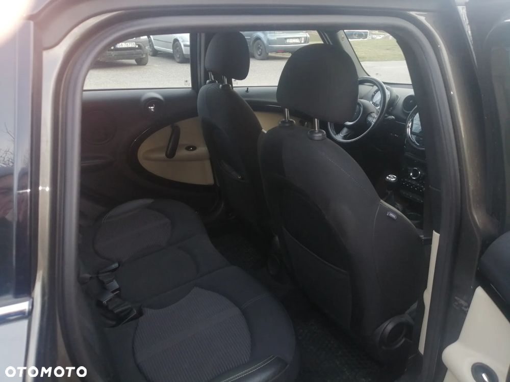 MINI Countryman Cooper D ALL4 - 12