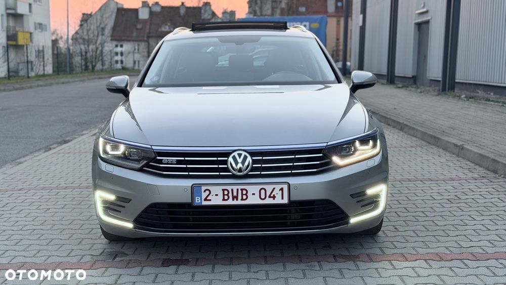 Volkswagen Passat - 3