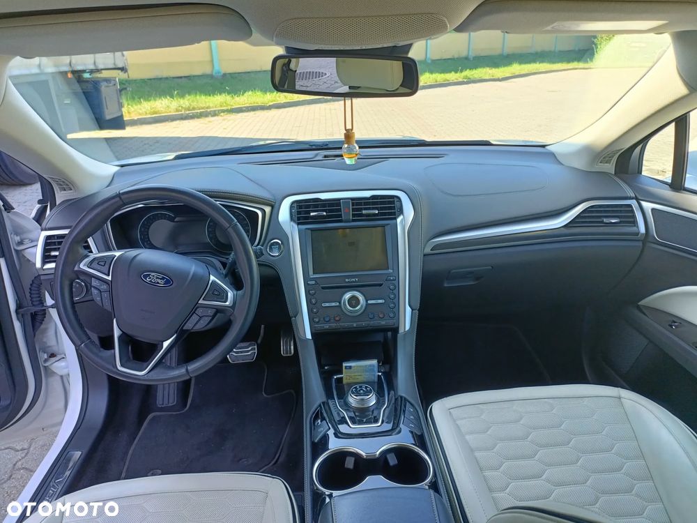 Ford Mondeo 2.0 EcoBlue Allrad VIGNALE - 16
