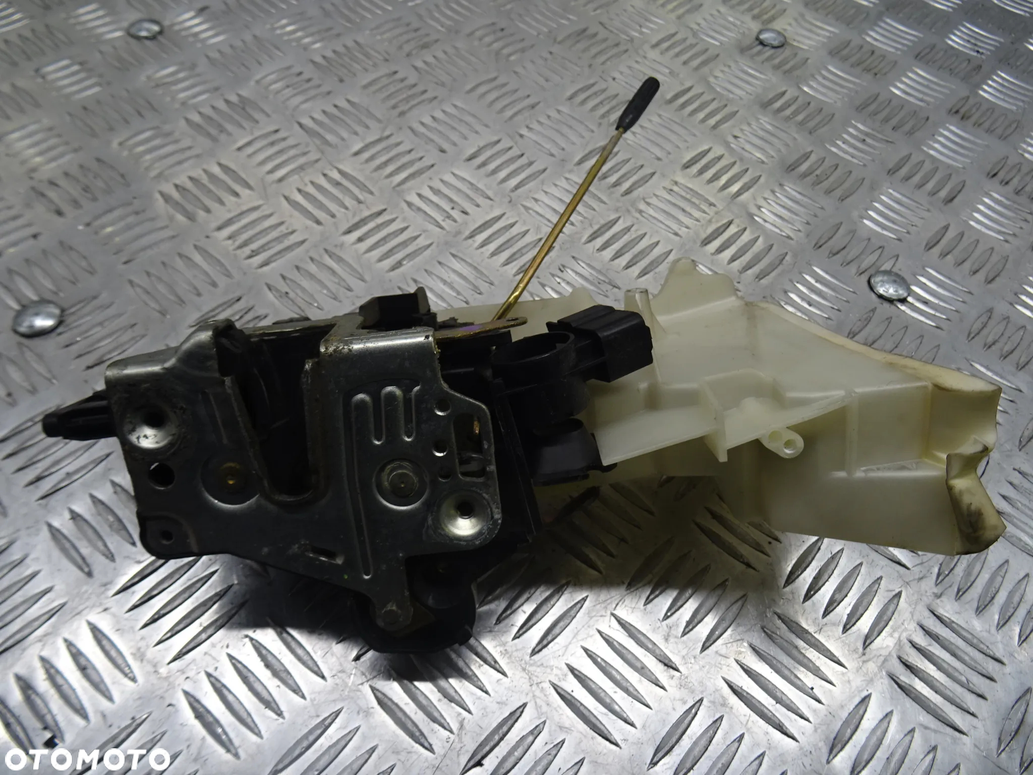 MERCEDES W202 LIFT 96-01 ZAMEK PRAWY PRZÓD PRZEDNI - 6