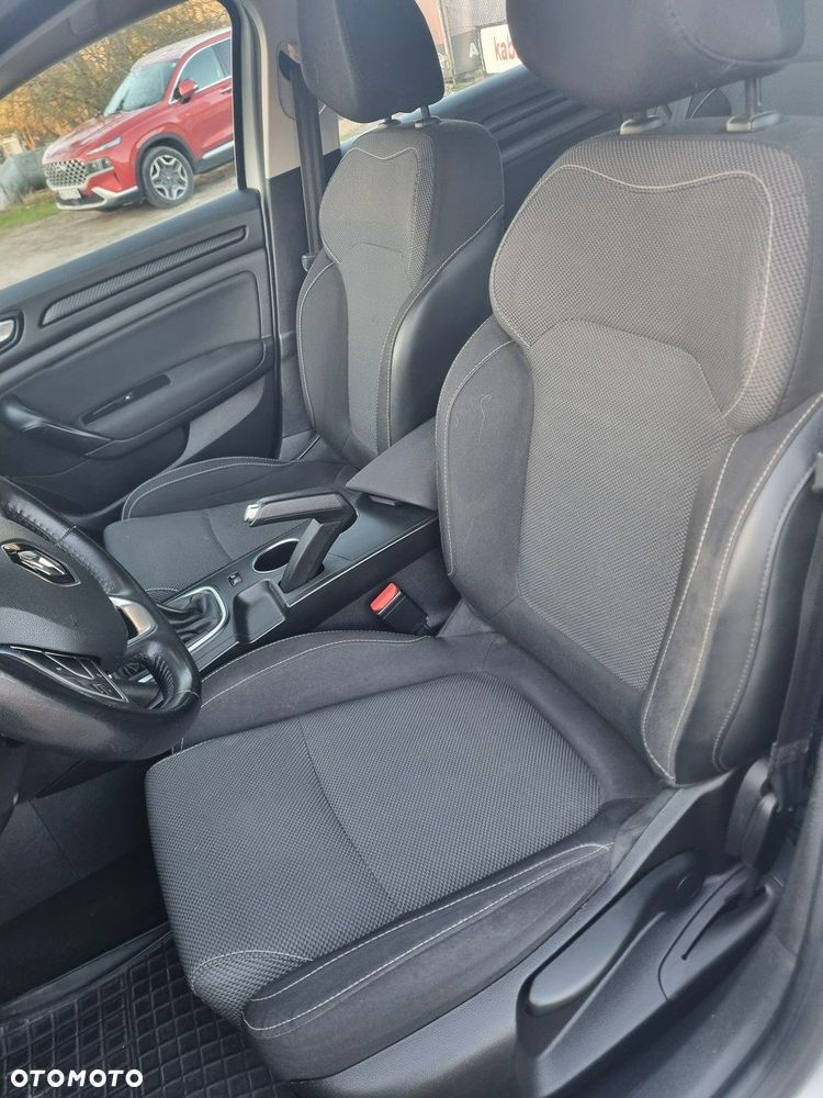 Renault Megane - 12