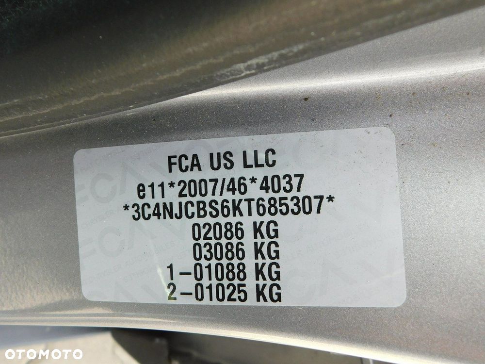 Jeep Compass - 14