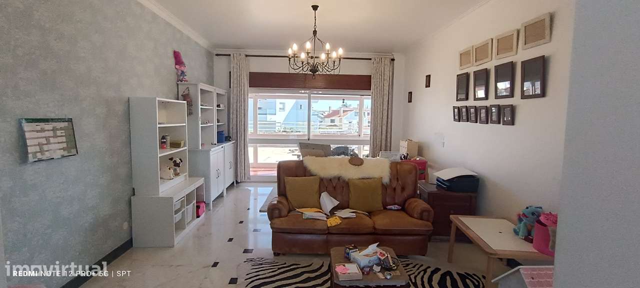 Excelente T2 com 187m², garagem e terraço em Carcavelos Vista mar - Grande imagem: 3/33