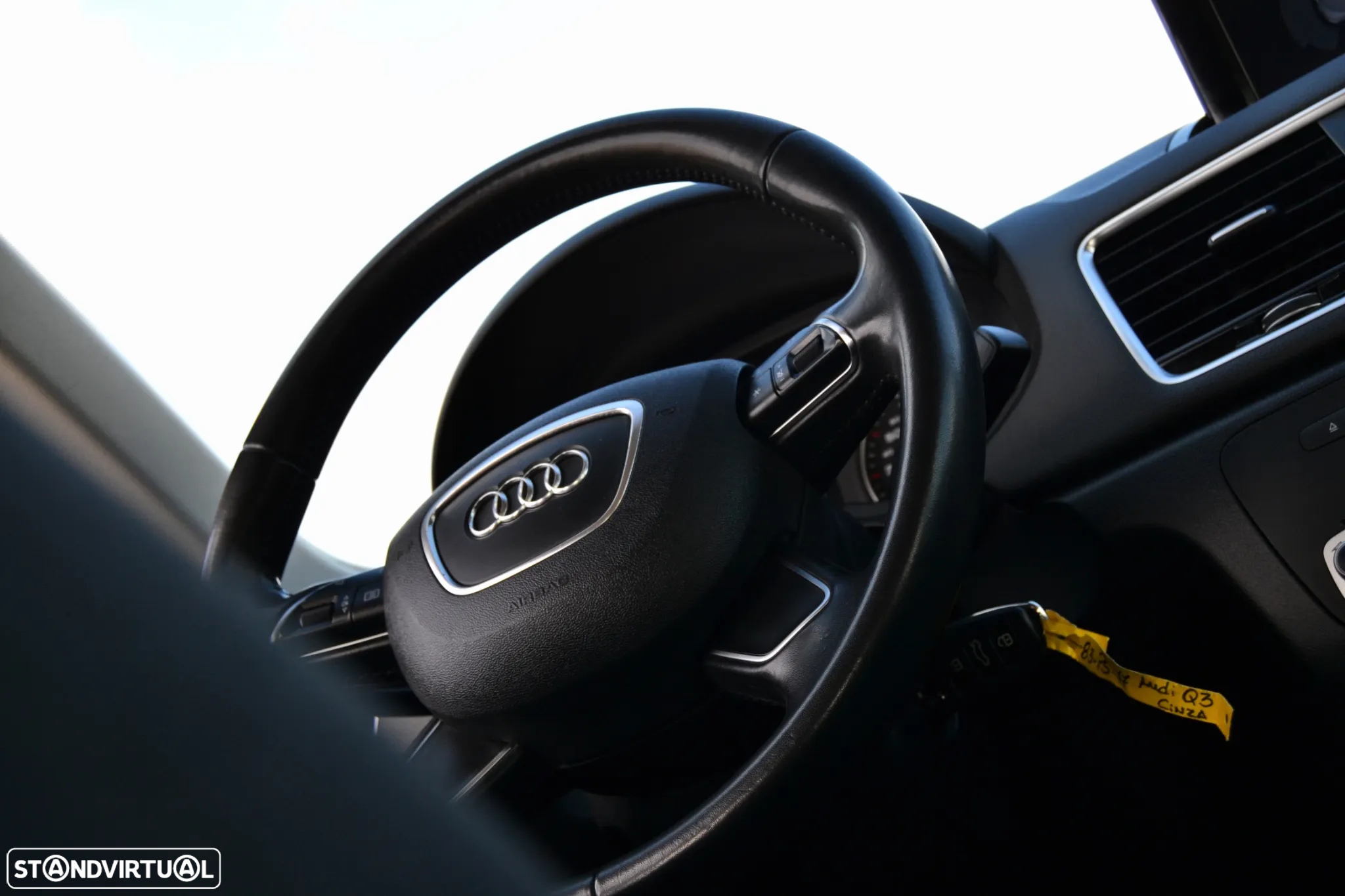 Audi Q3 2.0 TDI quattro Design S tronic - 15