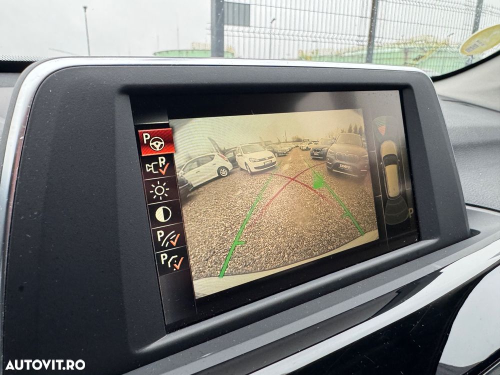 BMW X1 xDrive18d - 12