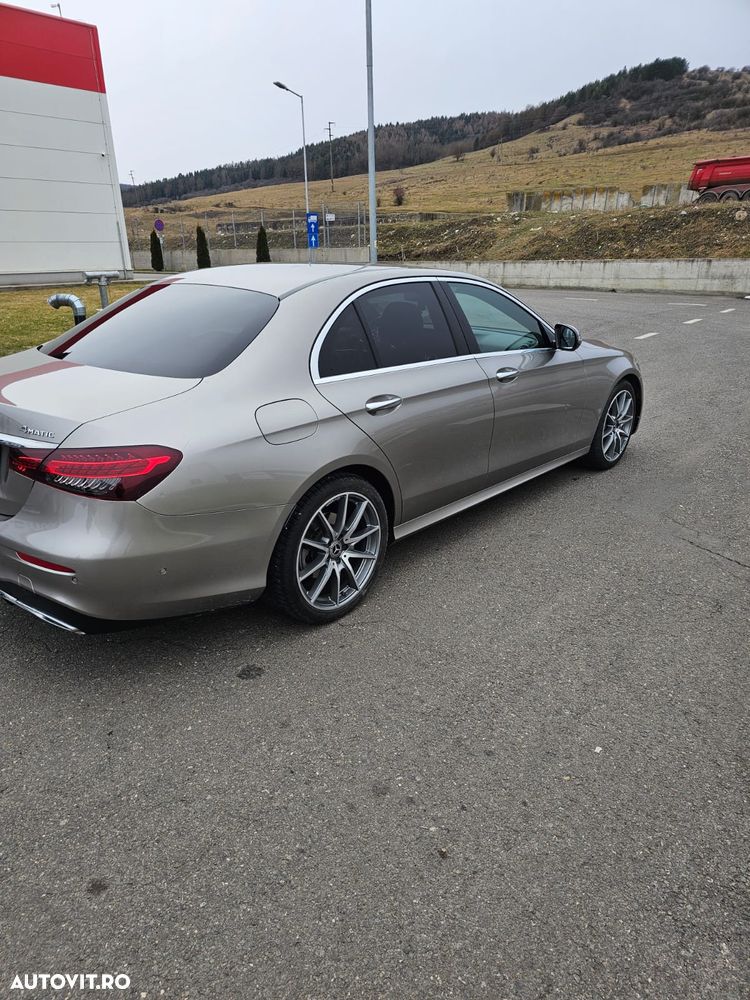 Mercedes-Benz E 200 MHEV 4MATIC Aut. - 2