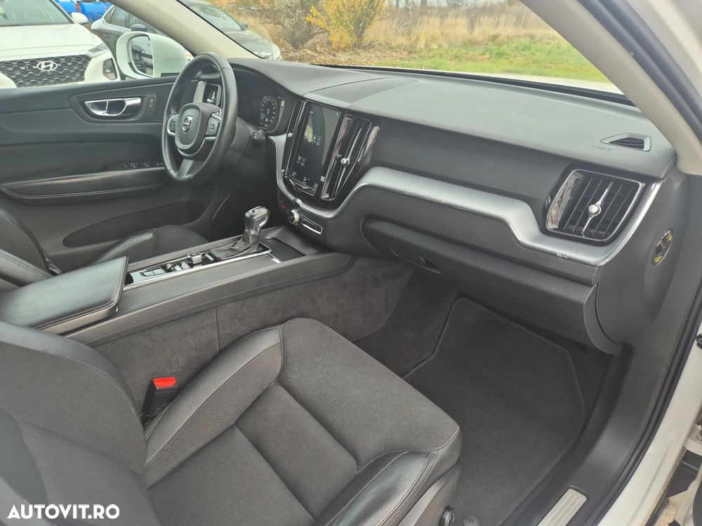 Volvo XC 60 D4 AWD Geartronic Momentum - 19