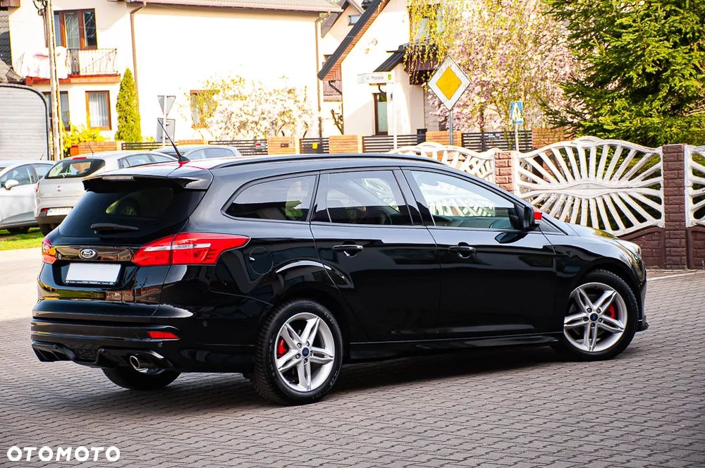 Ford Focus - 7