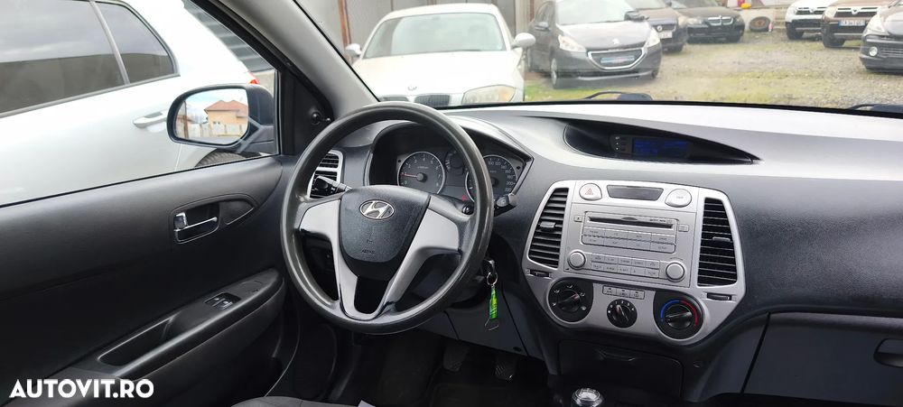 Hyundai i20 1.2 Edition Plus - 13