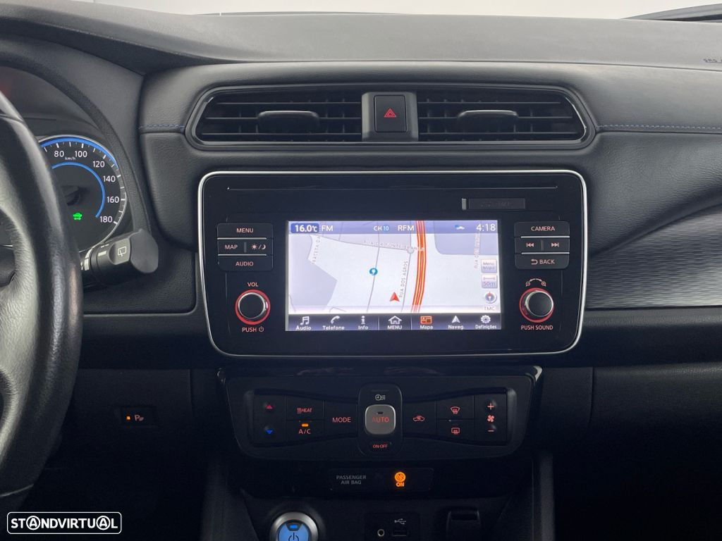 Nissan Leaf N-Connecta - 15