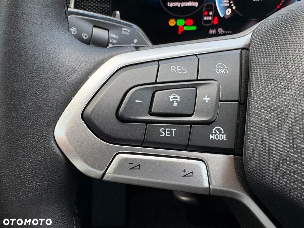 Volkswagen Passat Variant - 23
