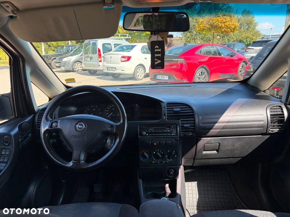 Opel Zafira - 8